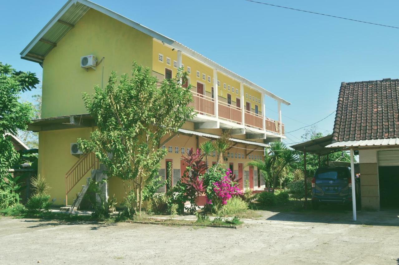 Alan'S Homestay Kuripan  Exterior photo